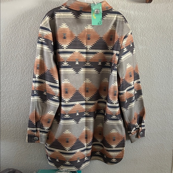 Aztec Patterned Jacket - Picture 3 of 5